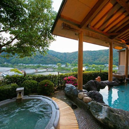 Iwakuni Kokusai Kanko Hotel Exterior foto