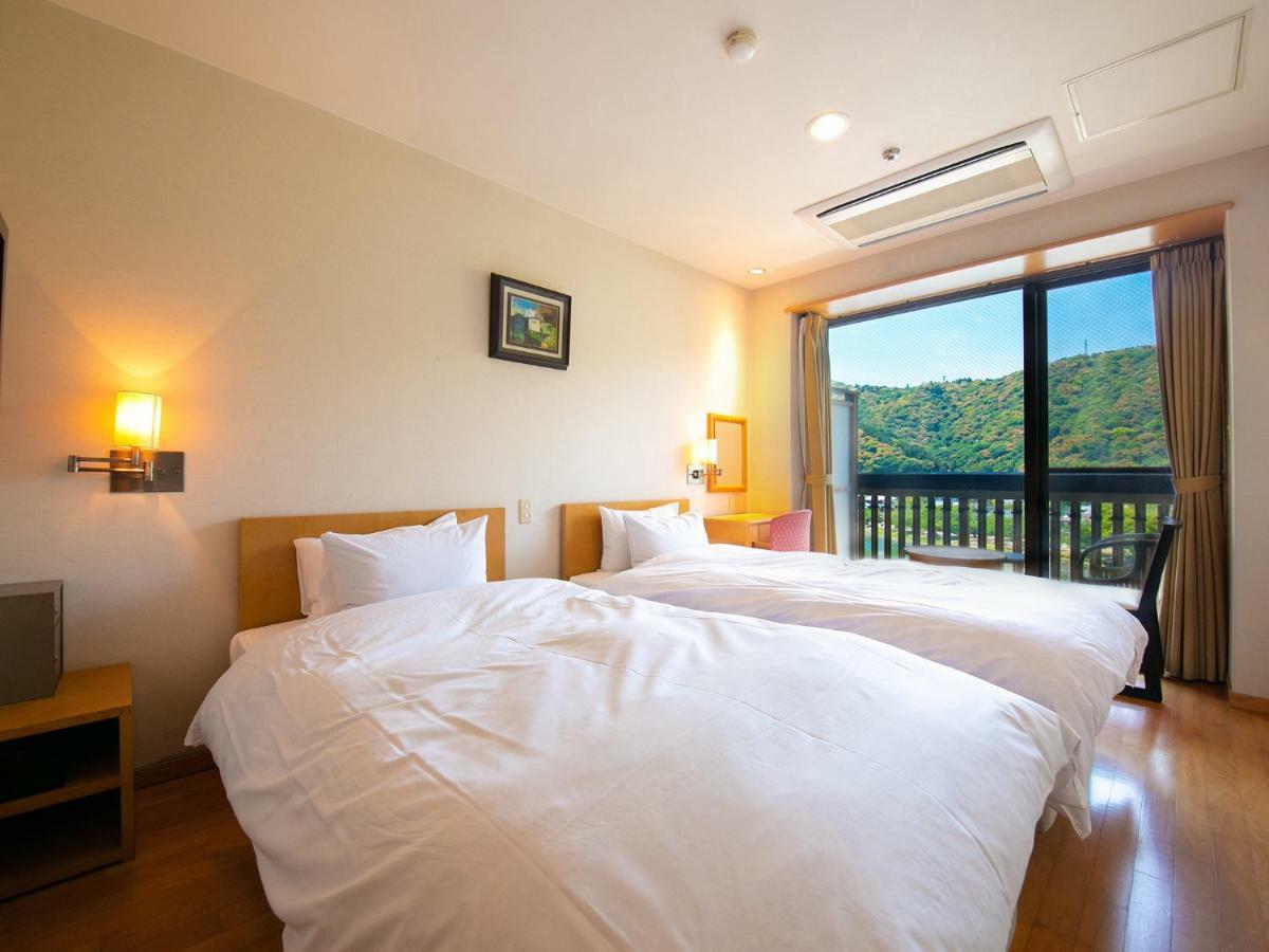 Iwakuni Kokusai Kanko Hotel Exterior foto